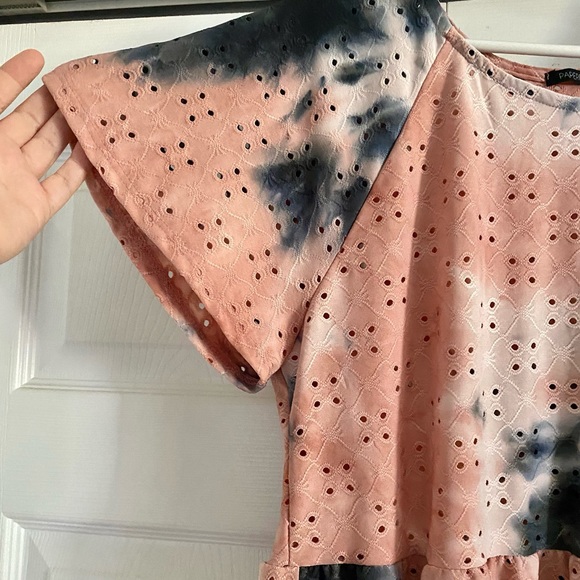 Paper moon eyelet top - Picture 6 of 9